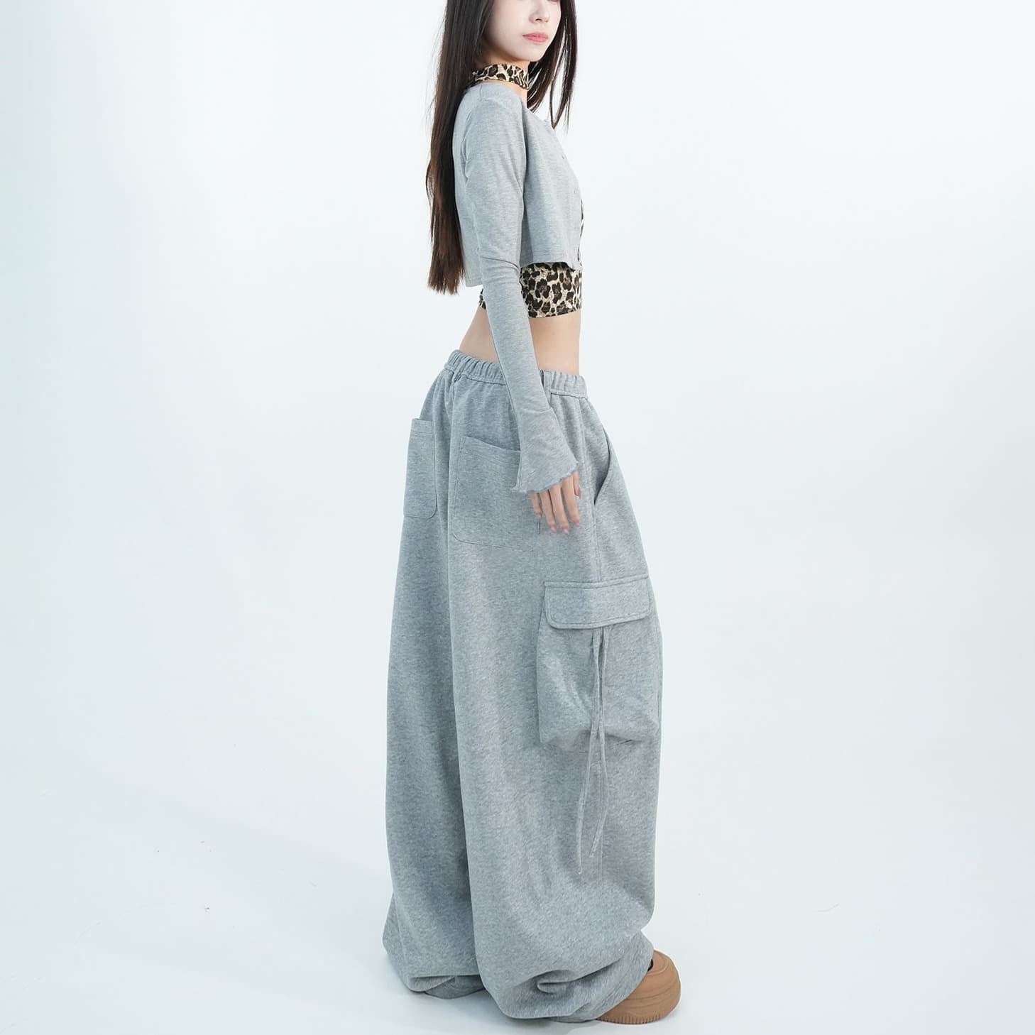 검정색 하이웨이스트 와이드 레깅스 바지 봄 가을 새로운 루즈핏 워크웨어 팬츠 기타 주머니 캐주얼 바지 다용도 슬림해 보이는 바닥 청소 바지 상세 이미지 10