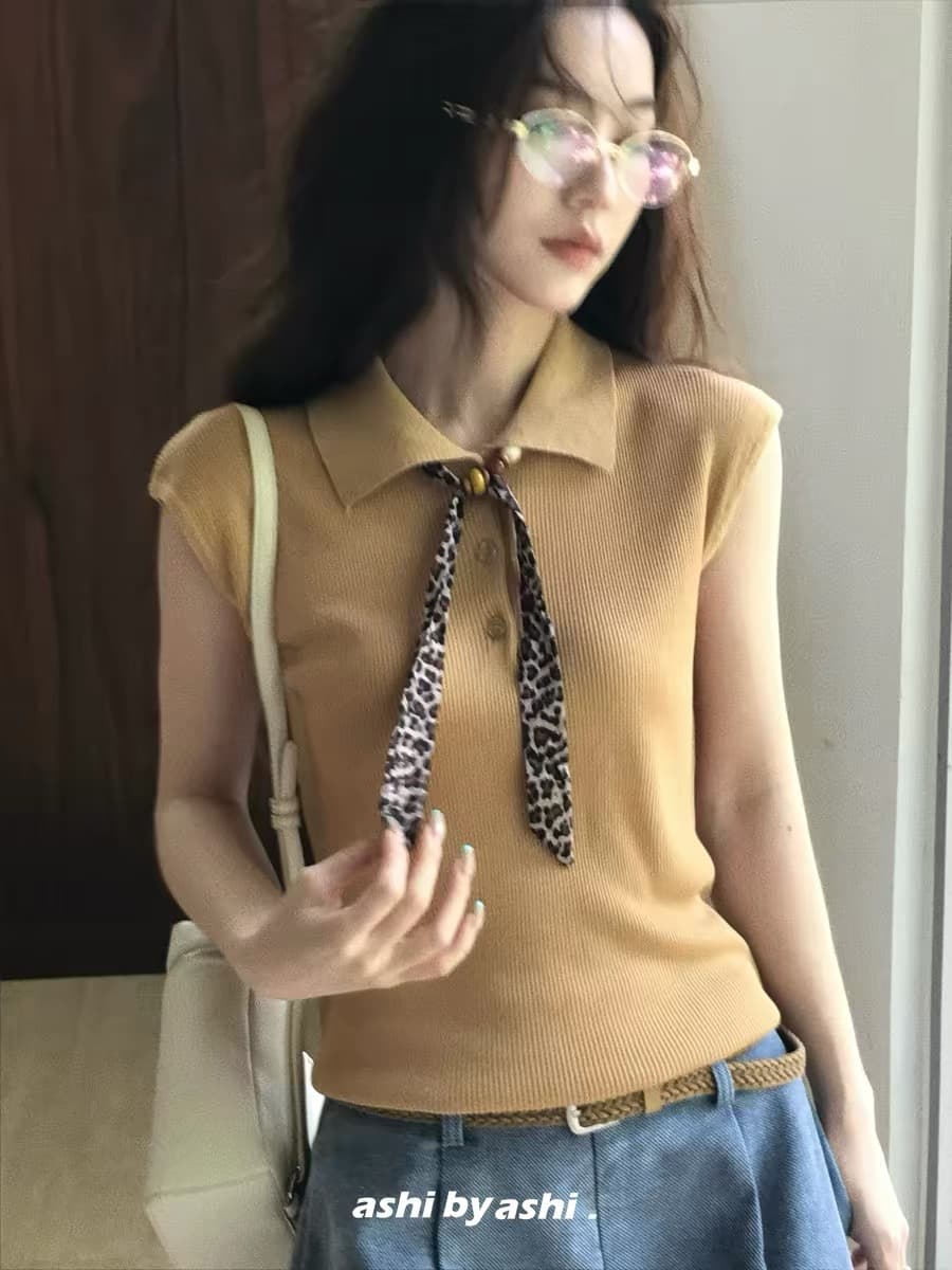 보다 큼 시 일상 tips POLO 칼라 레오파드 무늬 리본 라이 경기 서울 니트 조끼 여성 미니멀리즘 몸매 가꾸기 맨위 상세 이미지 2