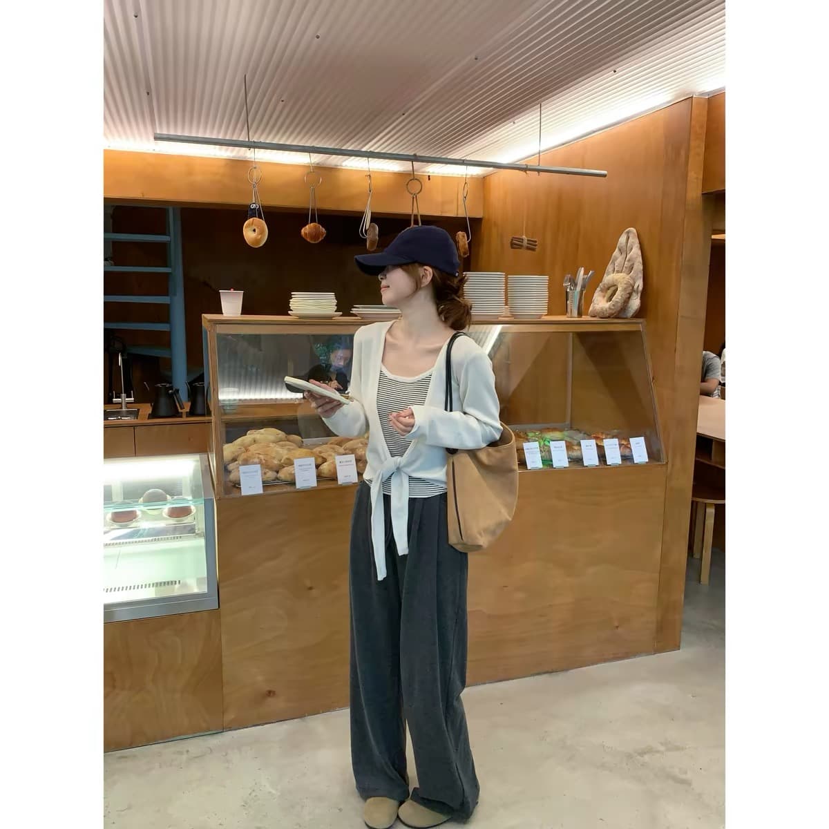 한국 스타일 이른 가을 새로운 개성 스트라이프 니트 슬립 품격 긴팔 V넥 스트랩 오픈 가디건 투피스 세트 w04 상세 이미지 5