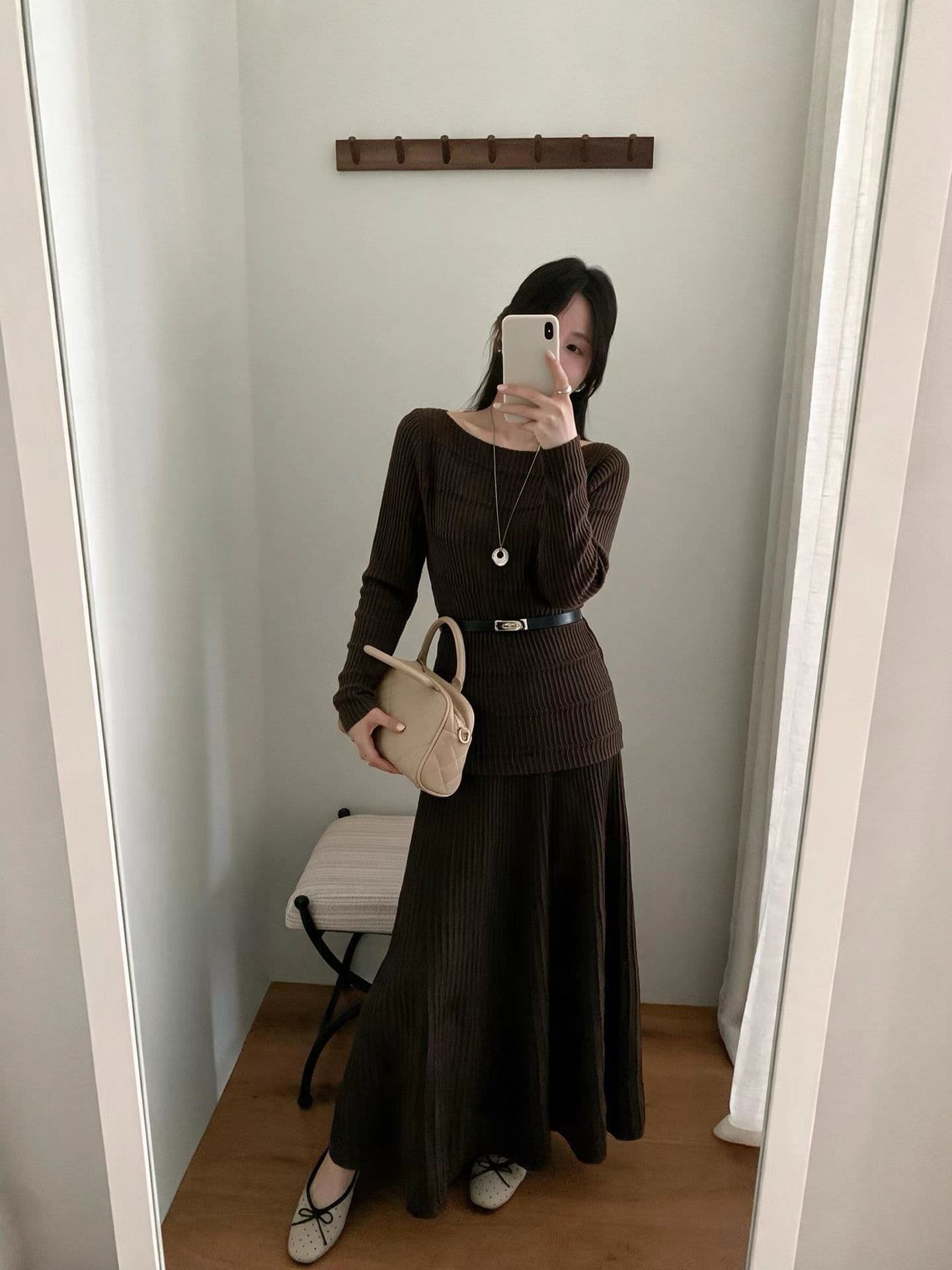 품격 명문 여성 바람 패션 세트 여성 2026 이른 가을 새로운 니트 맨위 도루 센스 반신 스커트 투피스 세트 상세 이미지 1