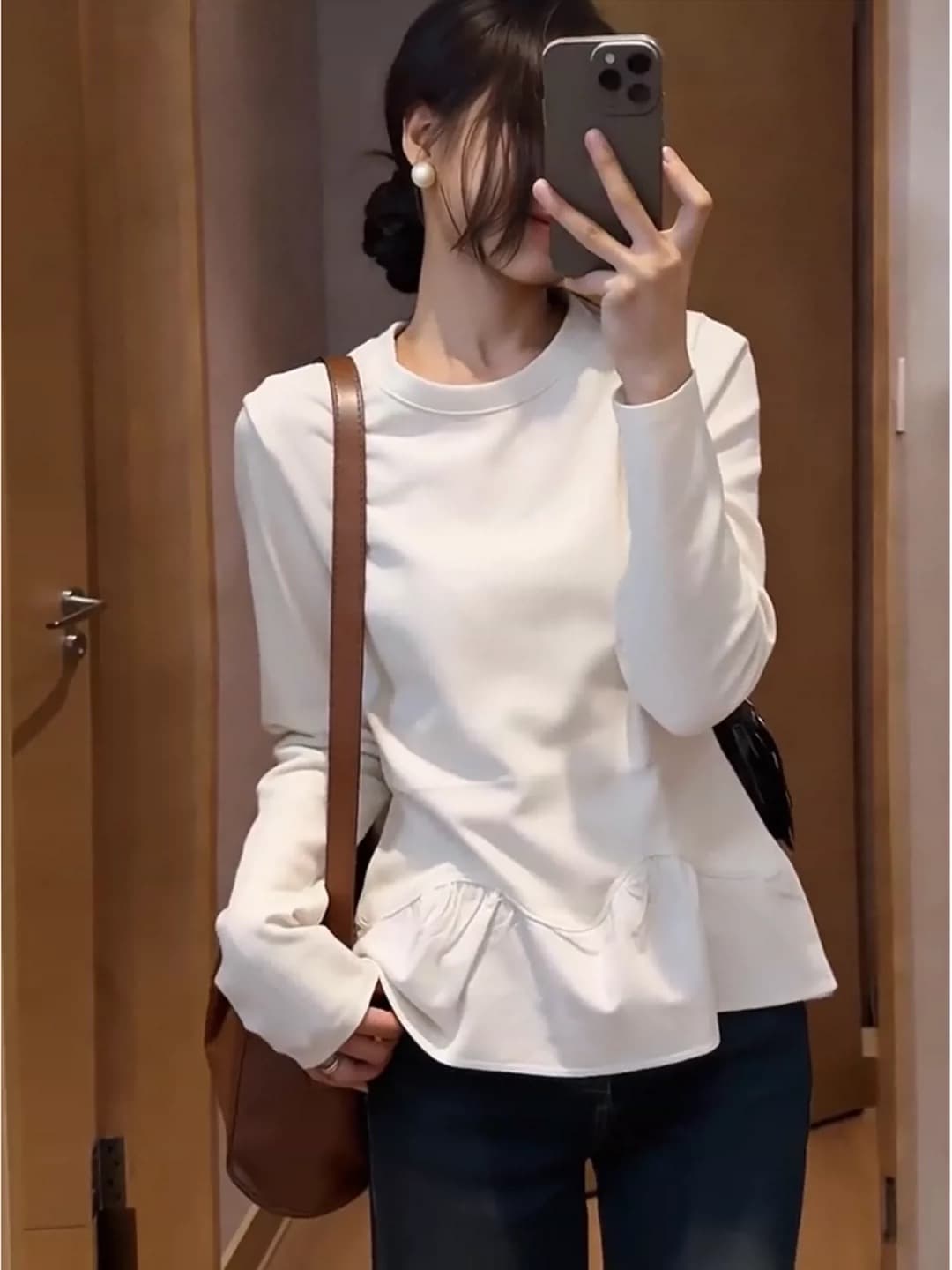 화이트 프릴 발레 바람 긴팔 티셔츠 여성 봄 가을 작은 원 칼라 긍정적 인 어깨 기본 셔츠 슬림해 보이는 치마 맨위 이미지 3