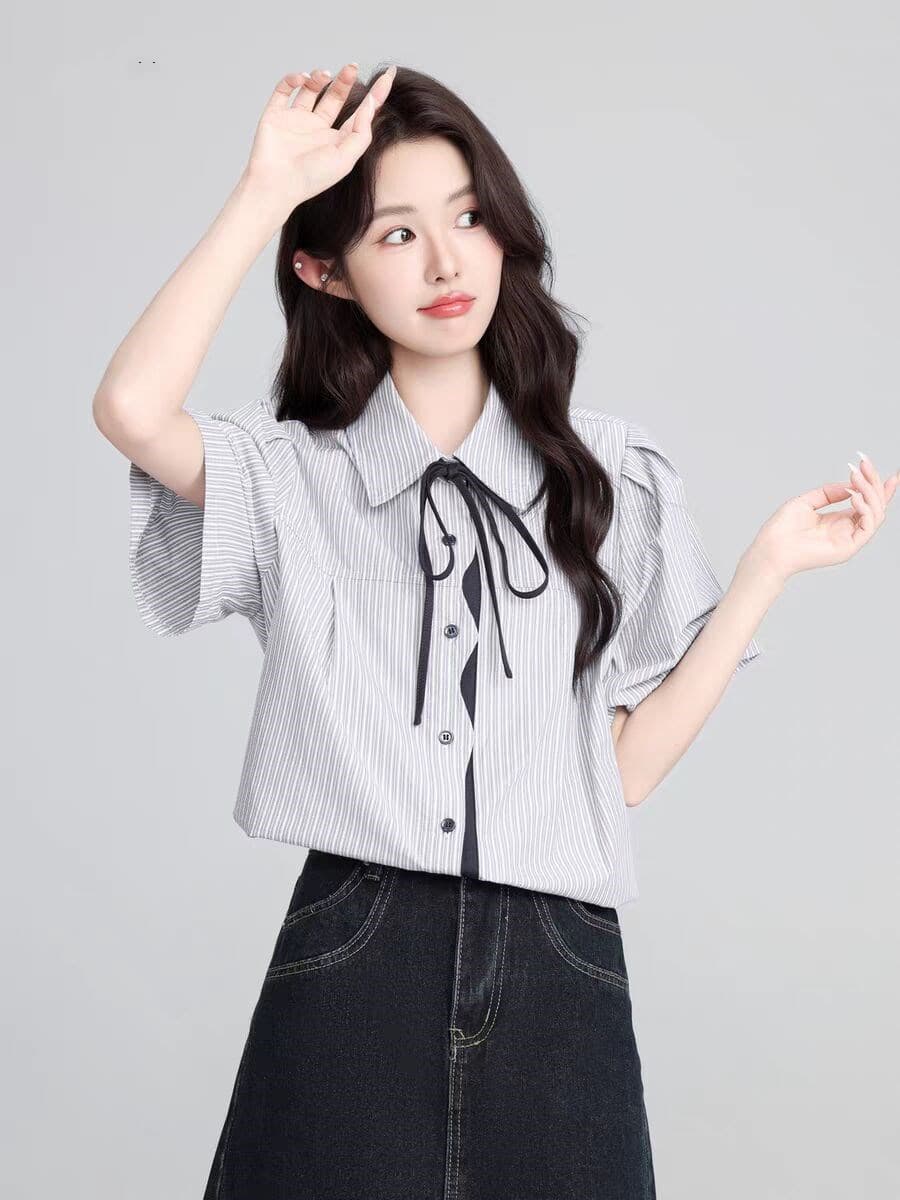 학원 스타일 POLO 칼라 반팔 티셔츠 여성 2026 여름 새로운 디자인 센스 넥타이 긍정적 인 어깨 동정 쇼트 스타일 맨위 이미지 4