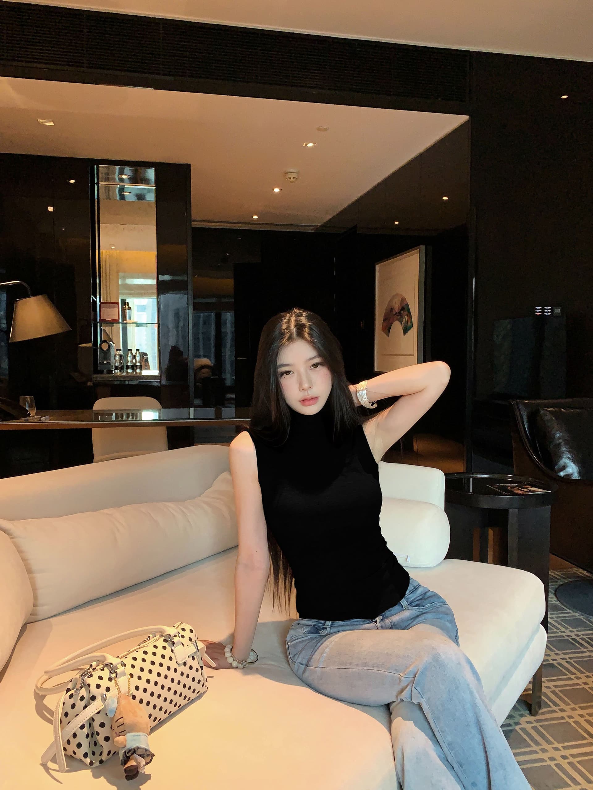 실사 정가 봄 여름 아메리칸 핫걸 반하이넥 몸매 가꾸기 조끼 티셔츠 여성 다용도 슬림해 보이는 인사이드 가져 가라. 민소매 맨위 상세 이미지 18