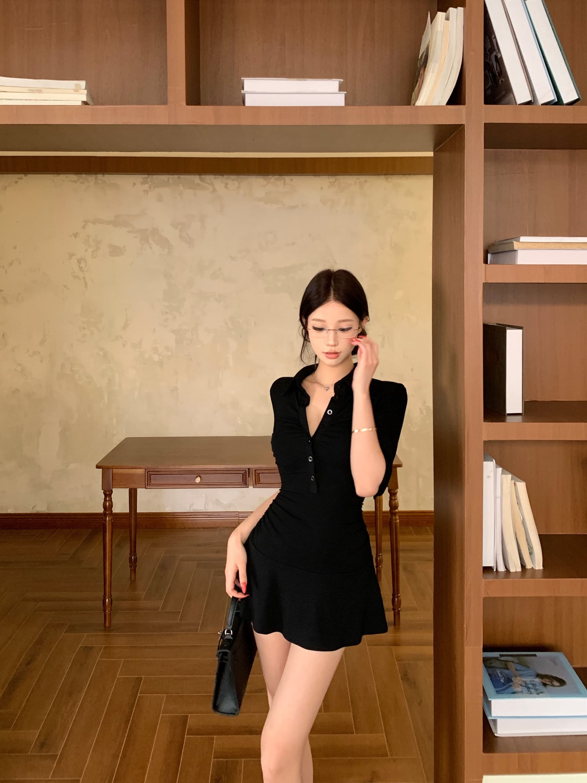 실사 정가 가을 한국 스타일 중간 소매 허리 수축 핫걸 드레스 몸매 가꾸기 POLO 칼라 신축성 타이트 스커트 미니 스커트 상세 이미지 3