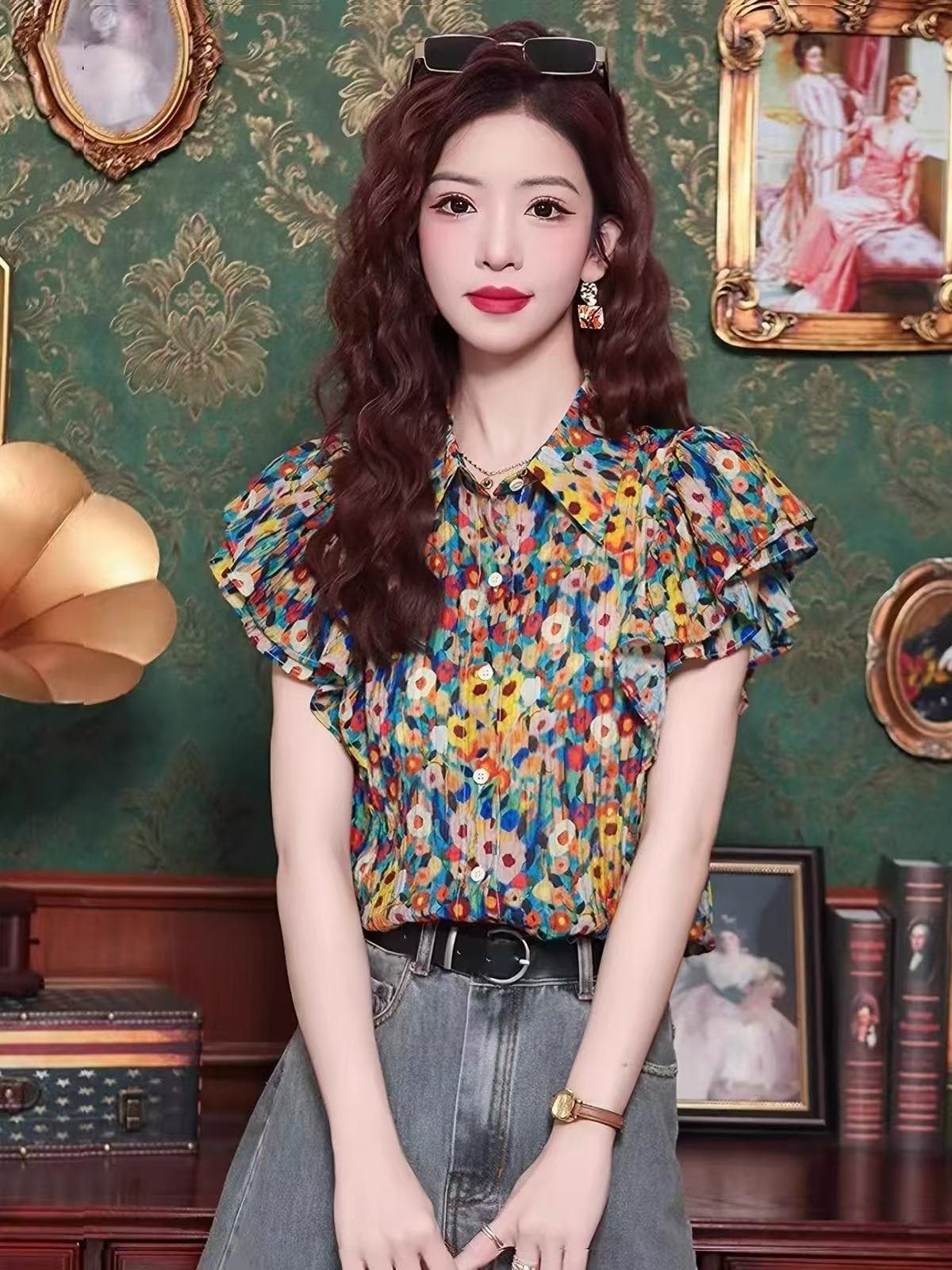 POLO 칼라 꽃무늬 셔츠 반팔 티셔츠 여성 2026 새로운 여름 연령 감소 패션 고급 센스 작은 날다 소매 맨위