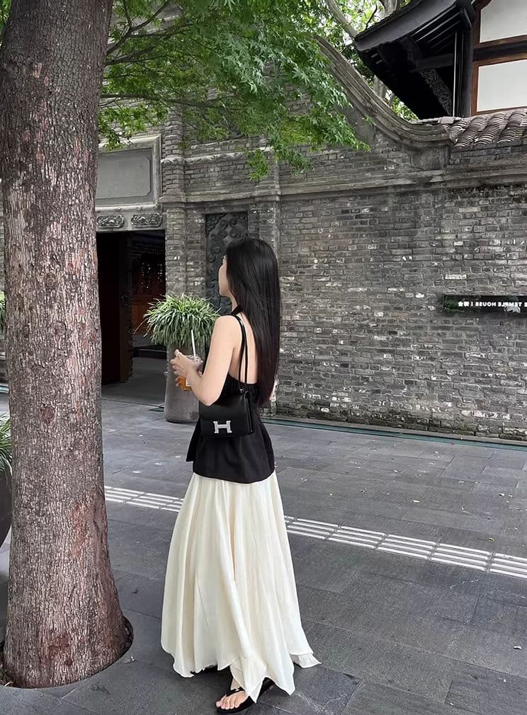작은 샤넬 스타일 V넥 스트랩 허리 수축 조끼 여성 셔츠 여름 품격 행침 목 작은 셔츠 백리스 슬림해 보이는 민소매 맨위 상세 이미지 11