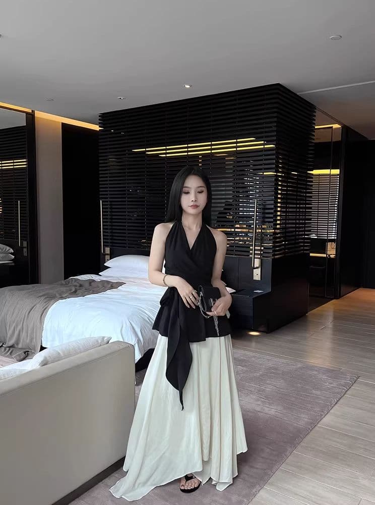 작은 샤넬 스타일 V넥 스트랩 허리 수축 조끼 여성 셔츠 여름 품격 행침 목 작은 셔츠 백리스 슬림해 보이는 민소매 맨위 상세 이미지 32