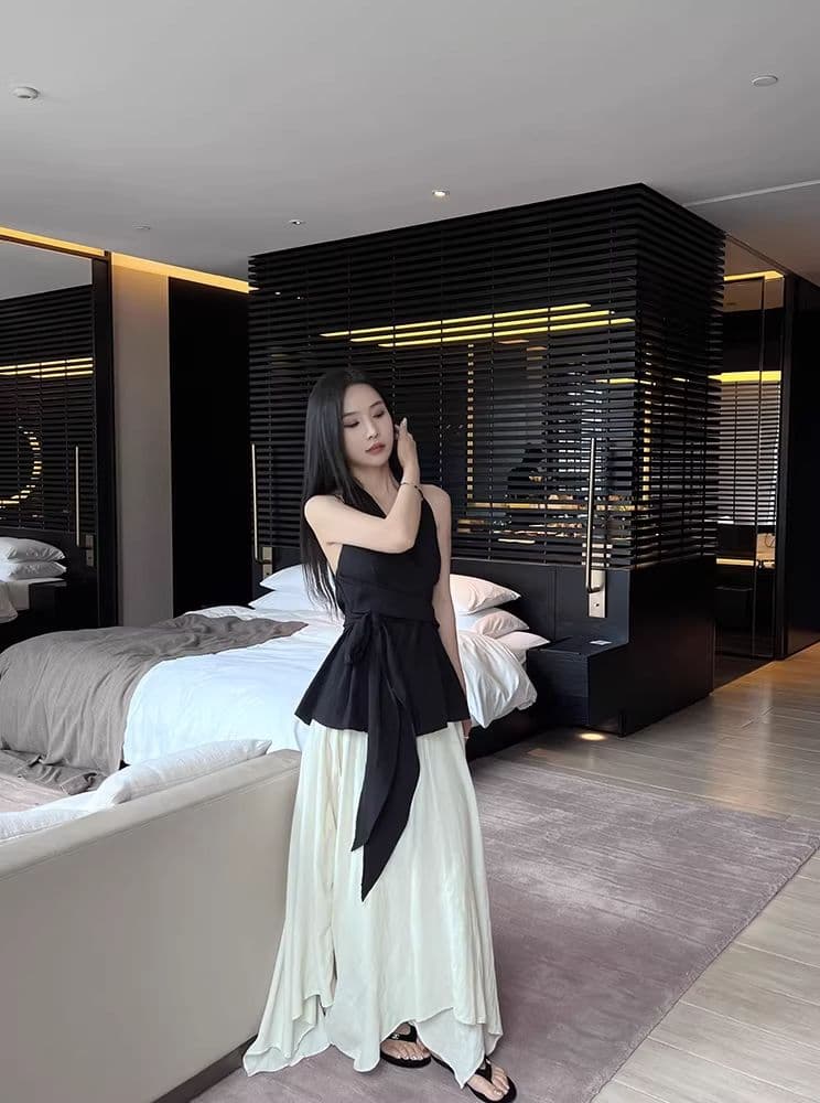 작은 샤넬 스타일 V넥 스트랩 허리 수축 조끼 여성 셔츠 여름 품격 행침 목 작은 셔츠 백리스 슬림해 보이는 민소매 맨위 상세 이미지 34