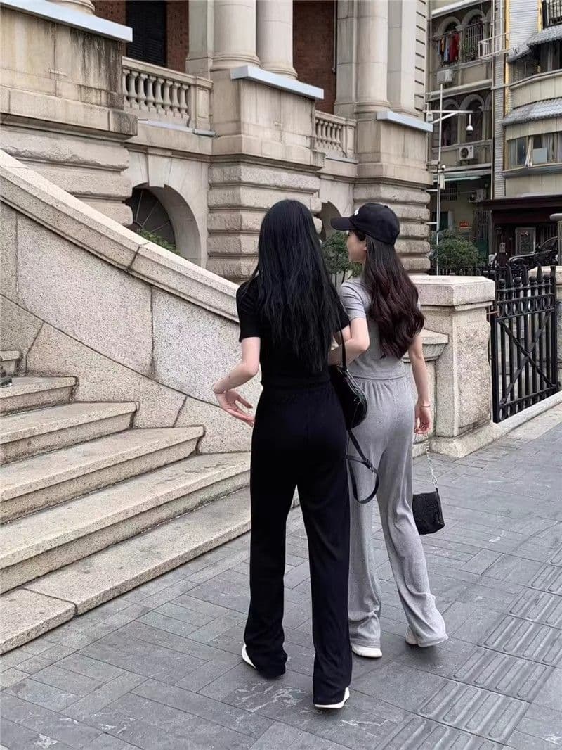 캐주얼 패션 스포츠 슈트 여성 여름 연령 감소 외국 가스 슬림해 보이는 V넥 반팔 바지 투피스 세트 상세 이미지 5