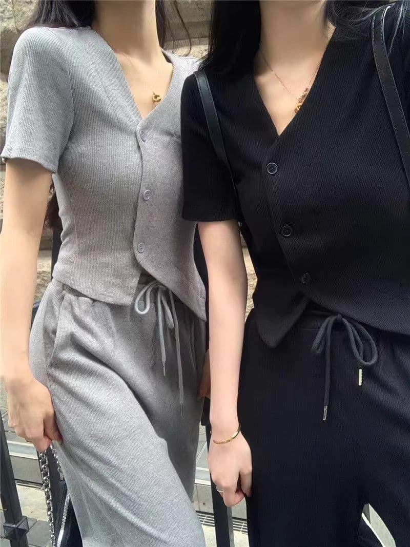 캐주얼 패션 스포츠 슈트 여성 여름 연령 감소 외국 가스 슬림해 보이는 V넥 반팔 바지 투피스 세트 상세 이미지 9