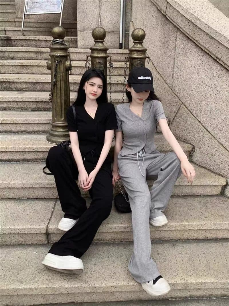 캐주얼 패션 스포츠 슈트 여성 여름 연령 감소 외국 가스 슬림해 보이는 V넥 반팔 바지 투피스 세트 상세 이미지 17