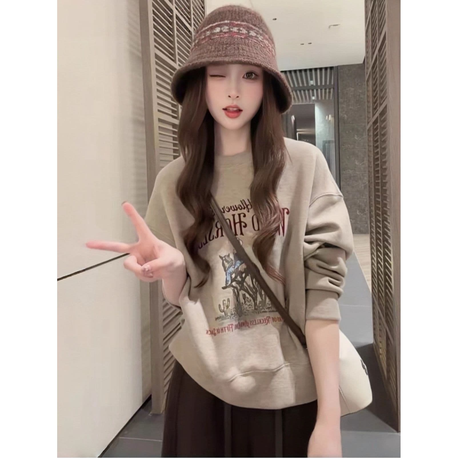 한 부서 패션 레트로 알파벳 프린트 라운드 넥 후드티 여성 가을 겨울 작은 키 다용도 슬림해 보이는 긴팔 없음 모자 의류