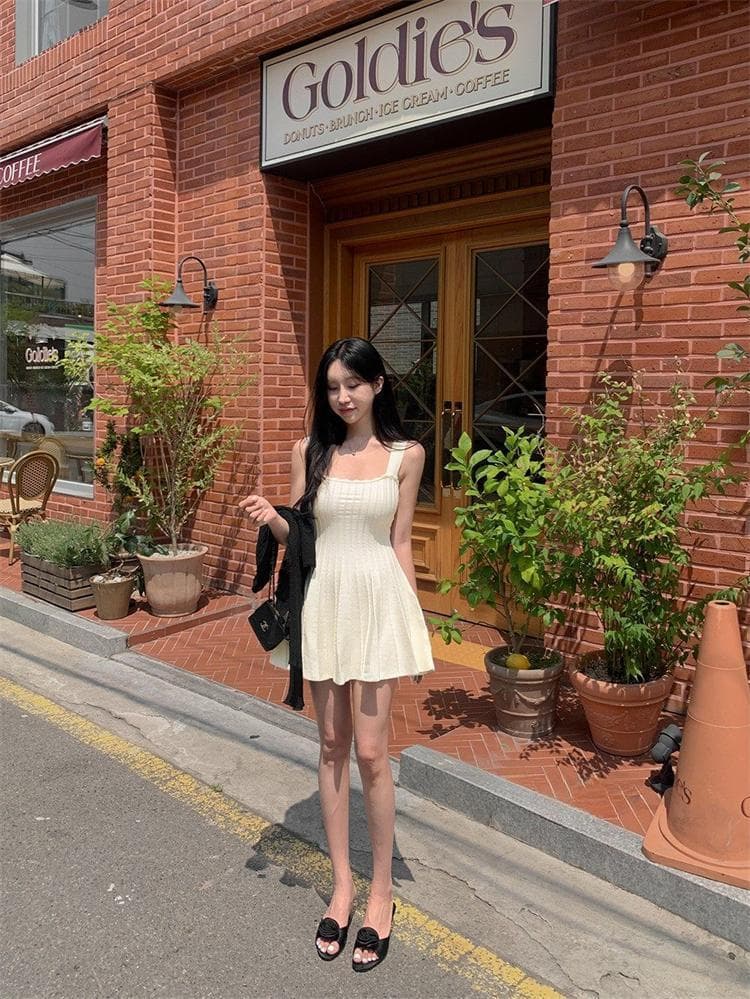 한국 동대문 새로운 품격 허리 수축 몸매 가꾸기 디스플레이 몸 다용도 단색 쇼트 스타일 한 마디 니트 점프 슈트 미니 스커트 상세 이미지 11