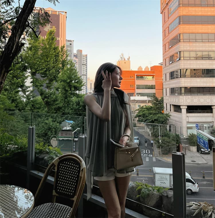한국 동대문 새로운 품격 스카프 칼라 허리 수축 레이스업 민소매 디스플레이 몸 다용도 얇은 스타일 쉬폰 티셔츠 여성 상세 이미지 7