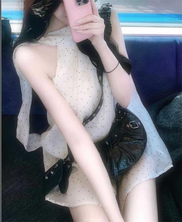 한국 동대문 새로운 품격 다용도 나비 매듭 행침 목 레이스업 요정 가스 펄럭 이는 민소매 도트 무늬 셔츠 티셔츠 상세 이미지 1