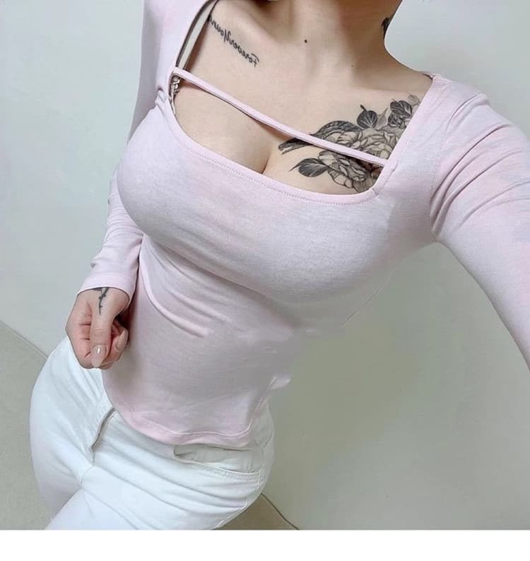 한국 동대문 가을 겨울 새로운 몸매 가꾸기 이슬 쇄골 낮은 네크라인 홀로우 아웃 광장 칼라 타이트 디스플레이 몸 긴팔 티셔츠 여성 상세 이미지 5