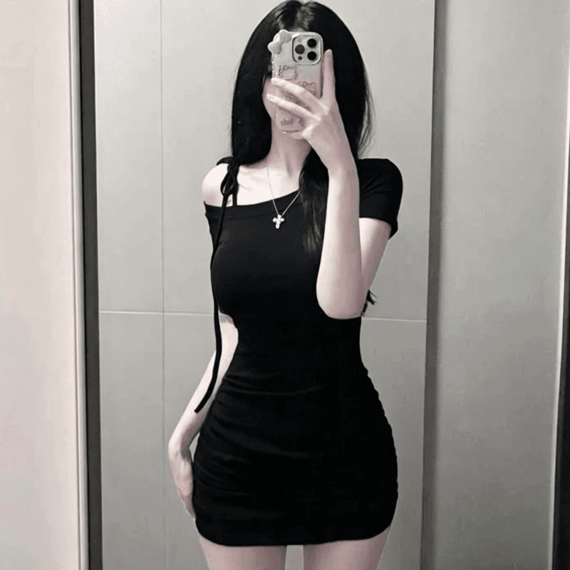 한국 동대문 새로운 품격 몸매 가꾸기 허리 수축 디스플레이 몸 비스듬한 칼라 오프숄더 디자인 센스 반팔 타이트 스커트 드레스 이미지 2