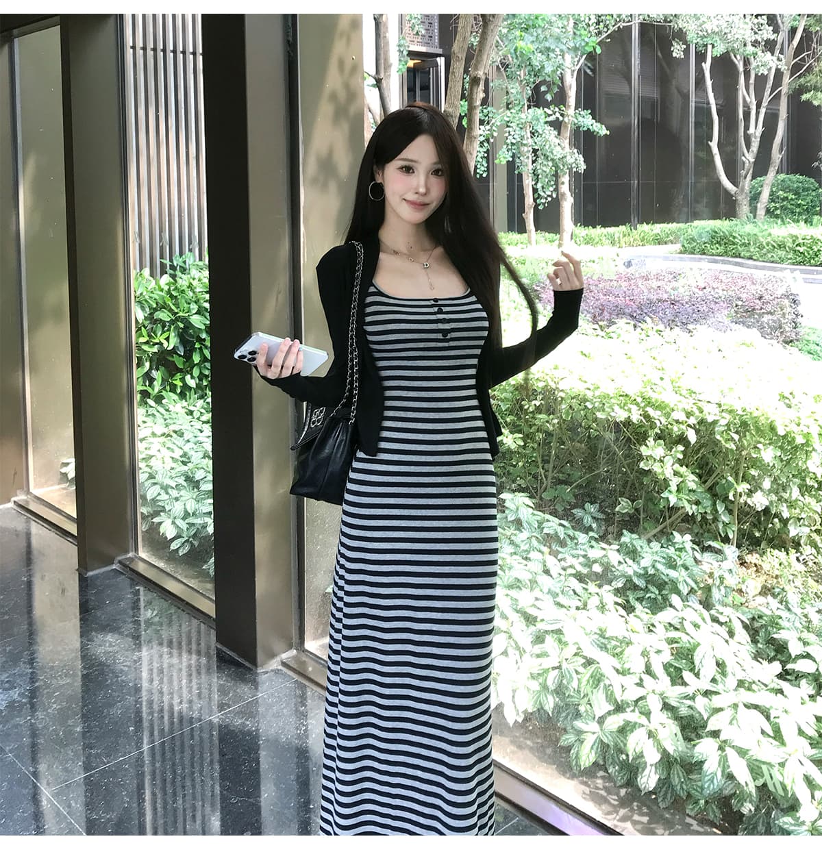 2026 이른 가을 새로운 몸매 가꾸기 스트라이프 드레스 u 칼라 슬립 드레스 허리 수축 타이트 스커트 인어 꼬리 스커트 오픈 가디건 투피스 세트 이미지 2