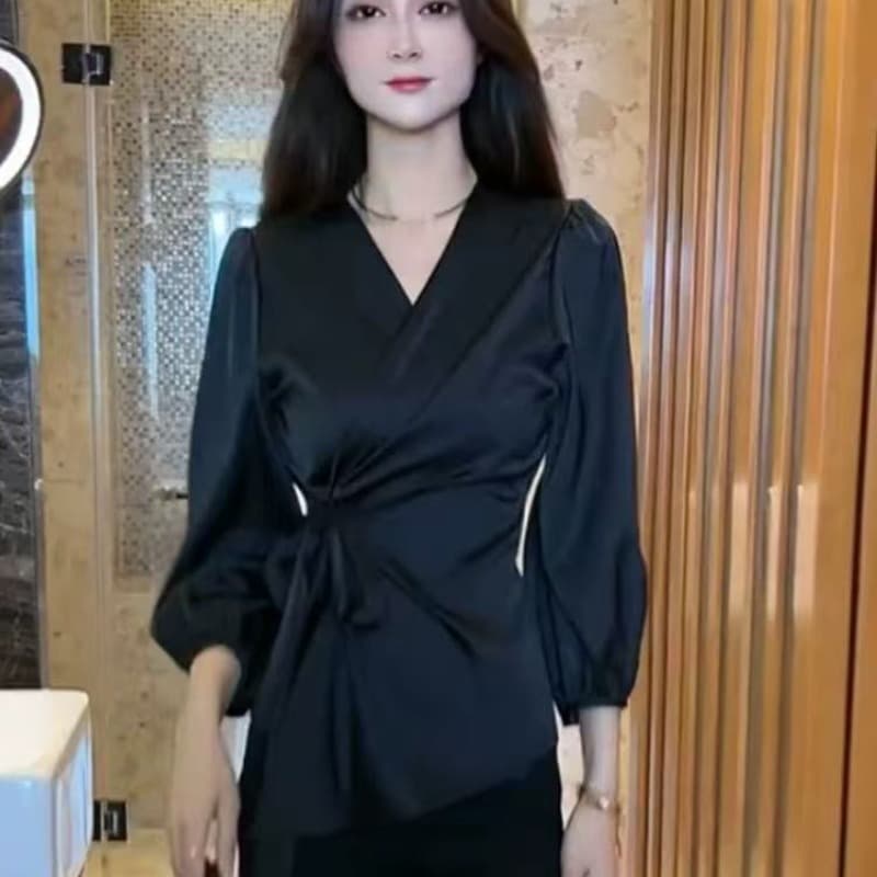 섹시함 V넥 새틴 얼굴 십자가 스트랩 여성 셔츠 2026 여름 새로운 외국 가스 허리 수축 슬림해 보이는 다용도 맨위 이미지 6