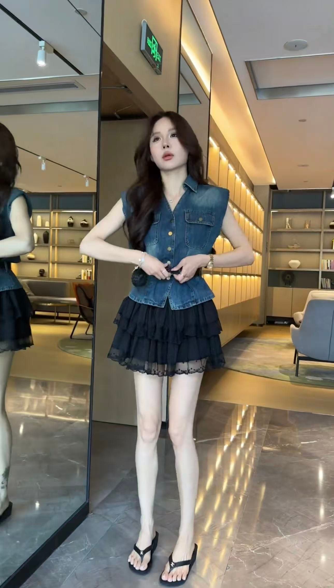 한 부서 레트로 데님 베스트 여름 허리 수축 베스트 레이스 케이크 퍼프 미니 스커트 투피스 세트 작은 키 슬림해 보이는 상세 이미지 3