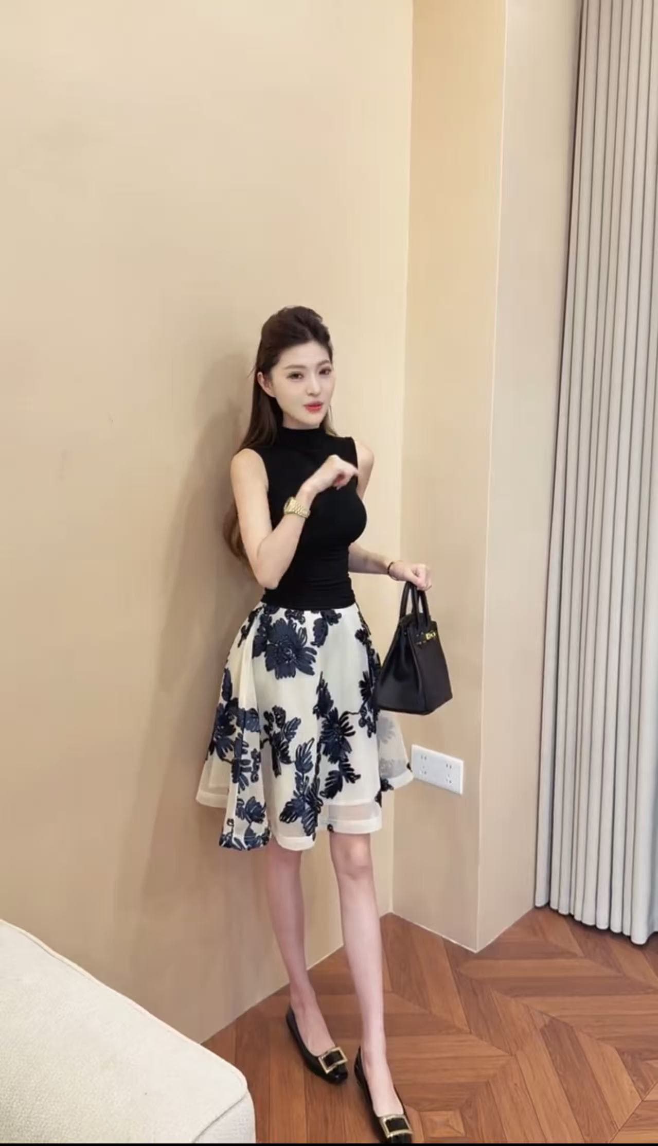 프랑스식 명문 여성 바람 파란색 자수 꽃 반신 스커트 여성 몸매 가꾸기 슬림해 보이는 하이웨이스트 퍼프 스커트 짧은 치마 상세 이미지 2