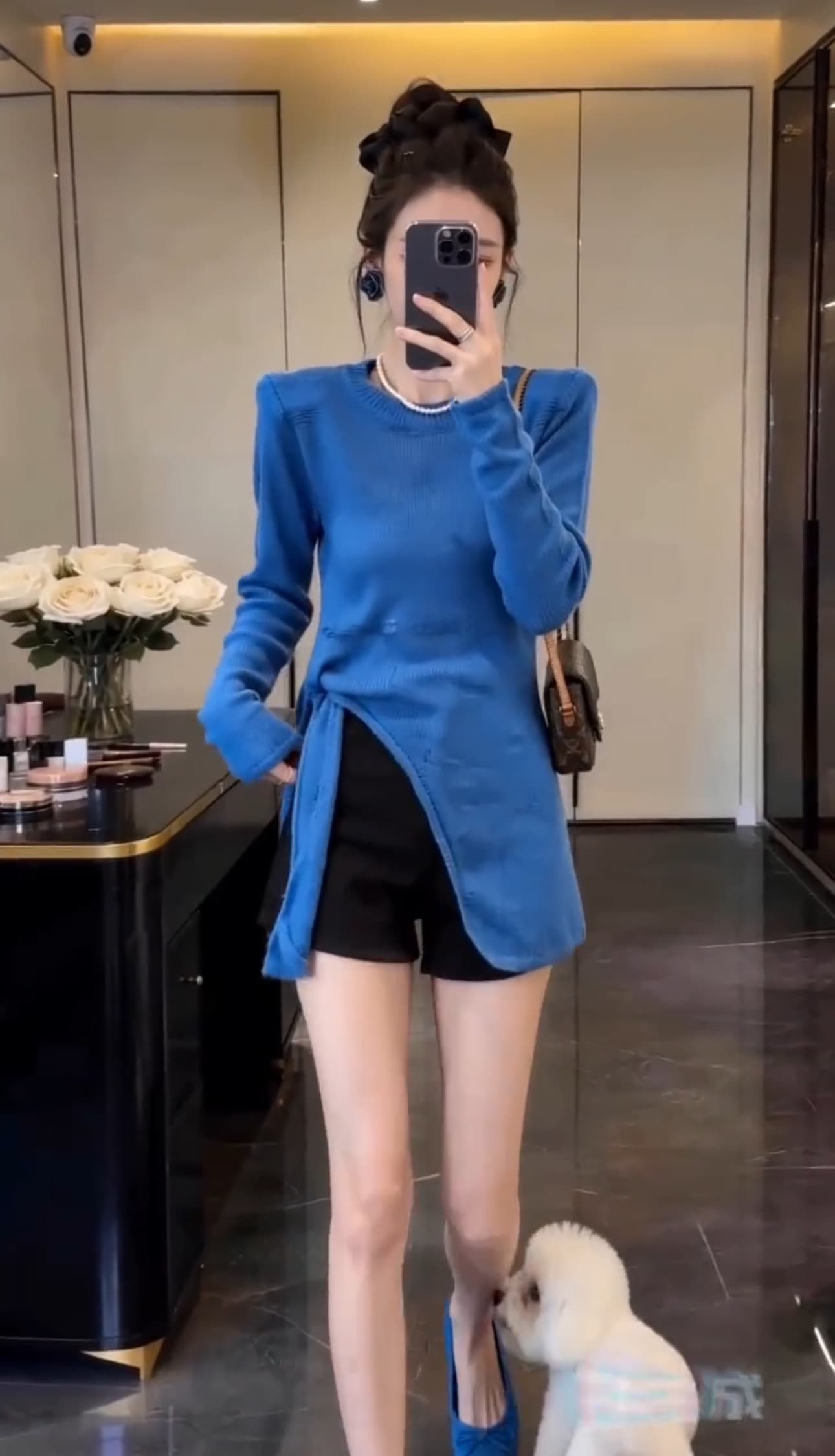 작은 대중 파란색 부드러운 찹쌀 긴팔 스웨터 여자 가을 새로운 스트랩 허리 수축 트임 인사이드 가져 가라. 만나는 니트 스웨터 맨위 상세 이미지 2