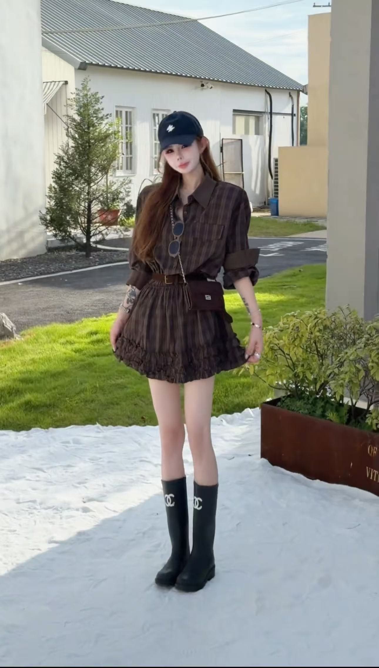 레트로 스타일 커피 색상 체크무늬 셔츠 프릴 짧은 여성 드레스 작은 키 긴팔 폴로 칼라 허리 수축 슬림해 보이는 미니 스커트 이미지 5