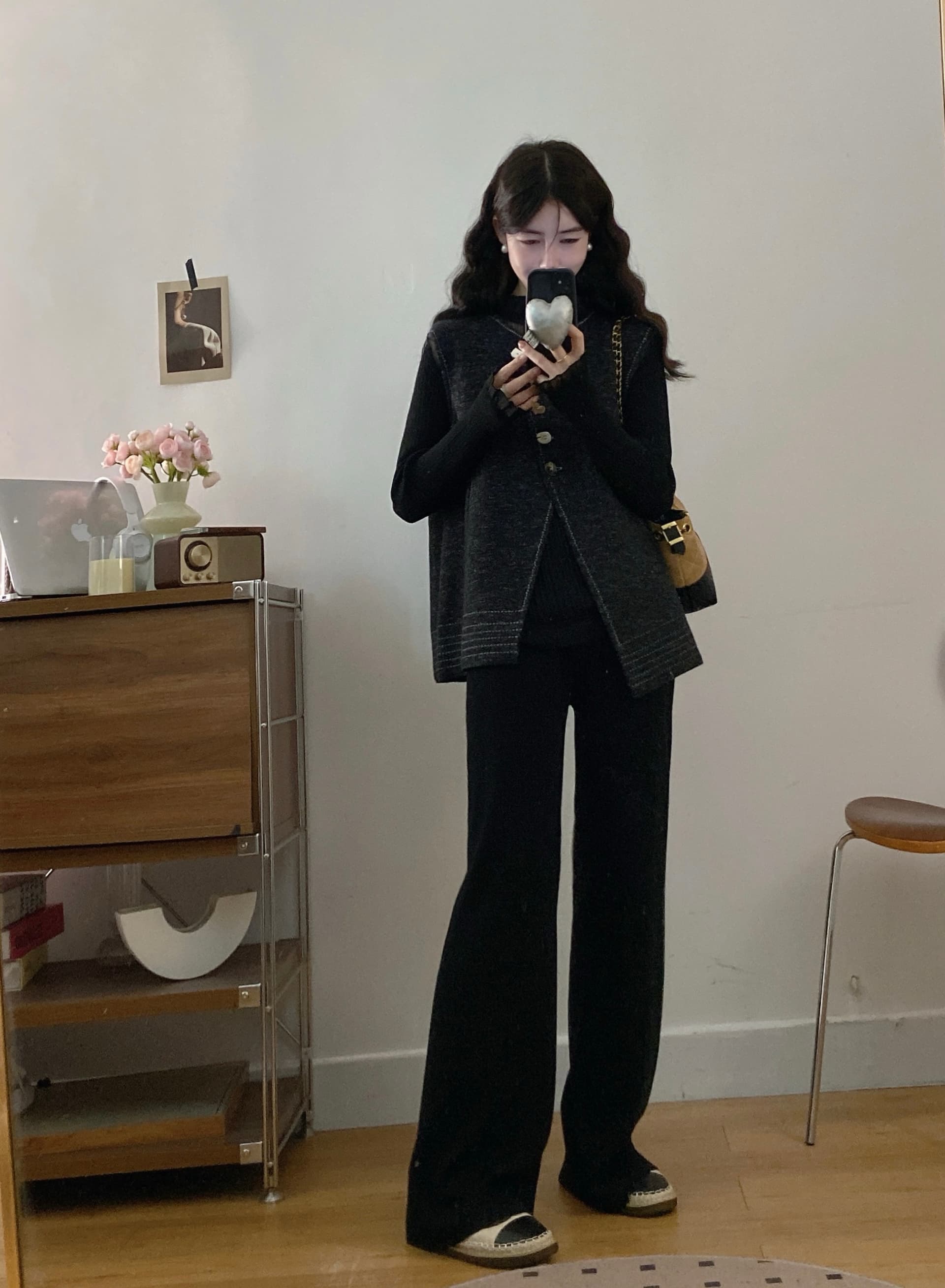 실사 통통한 여동생 빅 사이즈 여성 의류 가을 겨울 새로운 기본 셔츠 불규칙 니트 베스트 와이드 레그 팬츠 3종 세트 상세 이미지 5