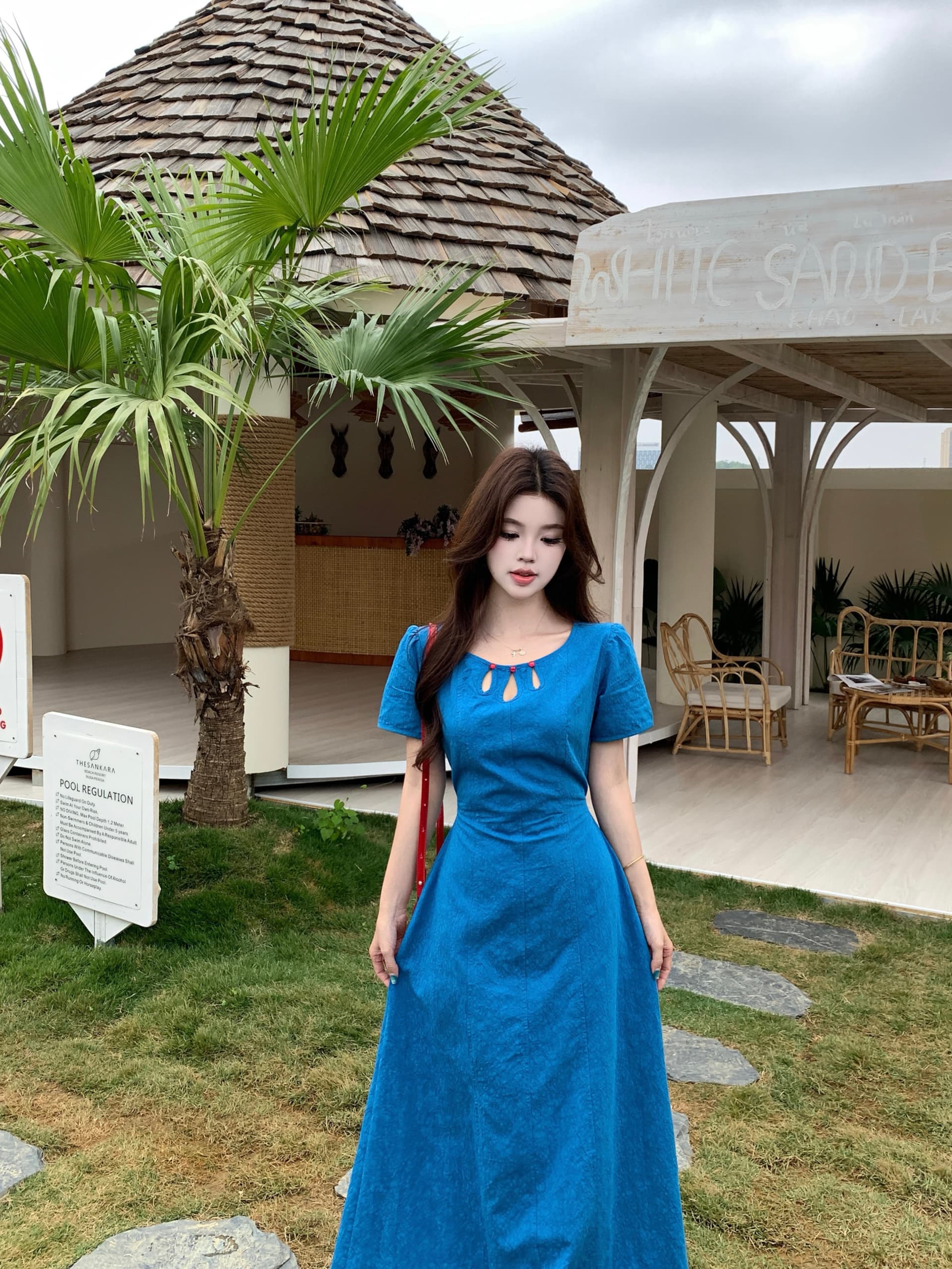 실사 통통한 여동생 빅 사이즈 여성 의류 여름 새로운 홀로우 아웃 디자인 센스 패션 아름다운 해변가 슬림해 보이는 드레스 상세 이미지 2