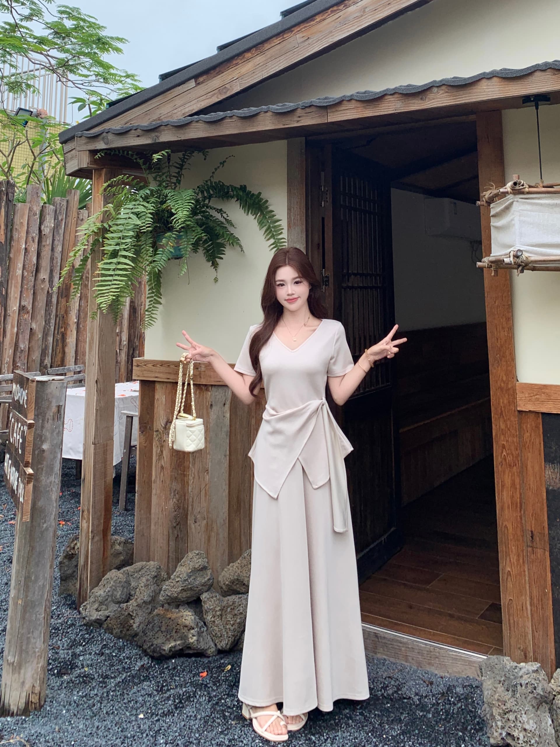 실사 통통한 여동생 빅 사이즈 여성 의류 여름 새로운 패션 미니멀리즘 불규칙 반팔 티셔츠 반신 스커트 투피스 세트 상세 이미지 12
