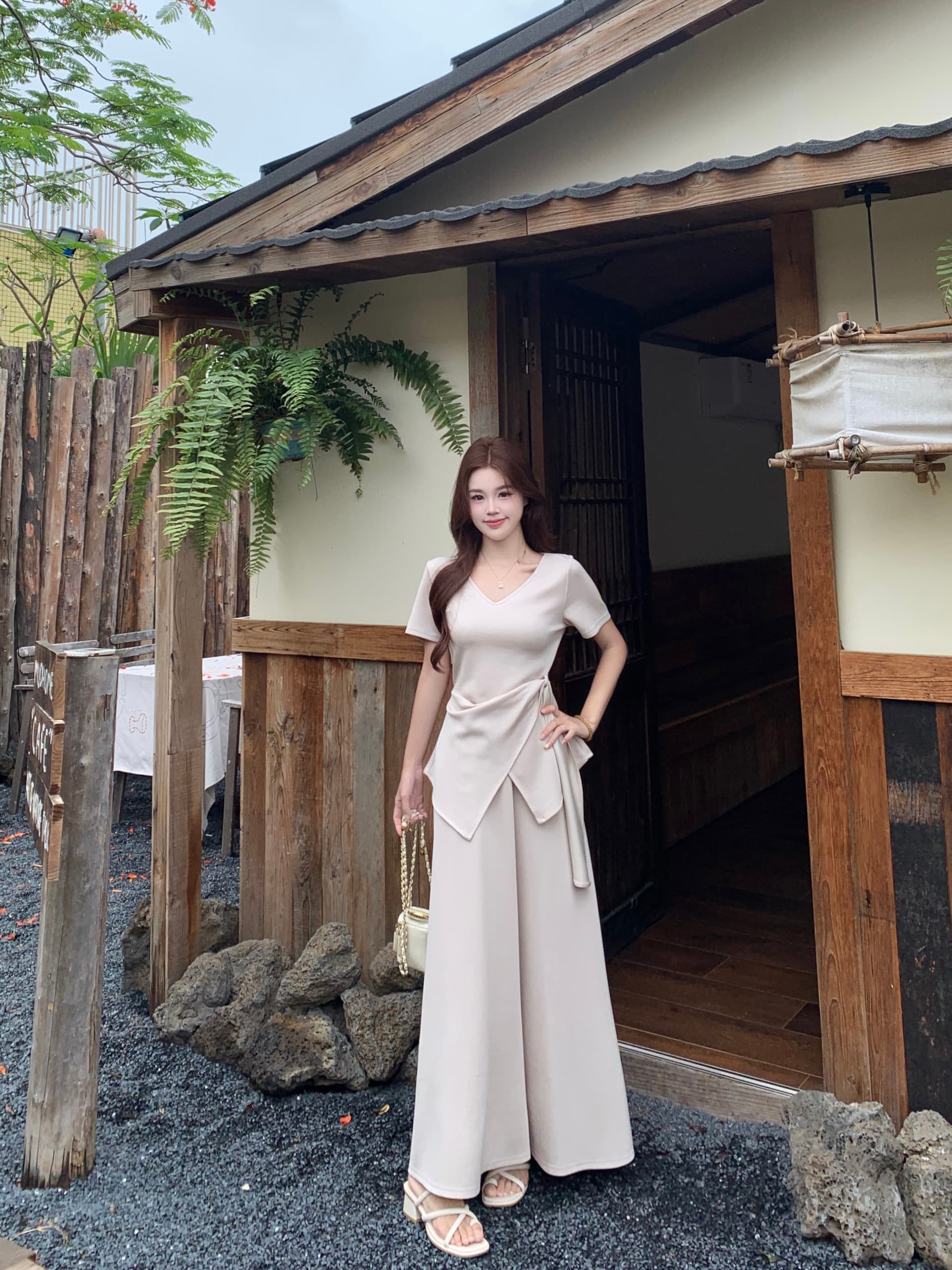 실사 통통한 여동생 빅 사이즈 여성 의류 여름 새로운 패션 미니멀리즘 불규칙 반팔 티셔츠 반신 스커트 투피스 세트 상세 이미지 15