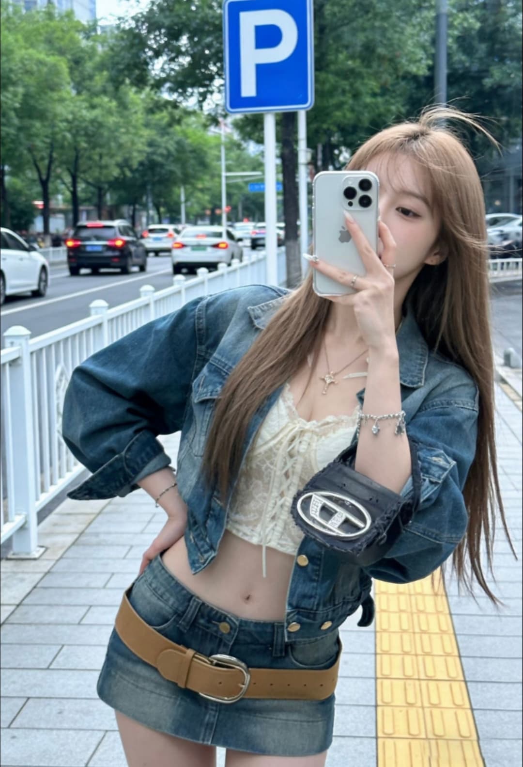 2026 년 봄 새로운 ins 항구 바람 레트로 워싱 쇼트 스타일 출산 재킷 레이스 슬립 데님 미니 스커트 상세 이미지 4