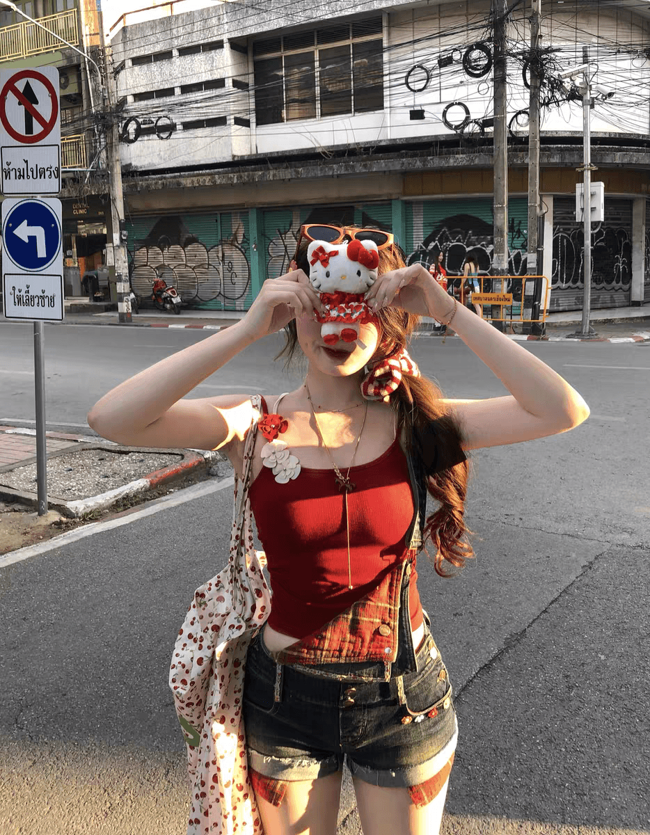 여름 황색 꽃무늬 데님 멜빵 반바지 여성 2026 새로운 디자인 센스 연령 감소 슬림해 보이는 작은 키 멜빵 바지 상세 이미지 6