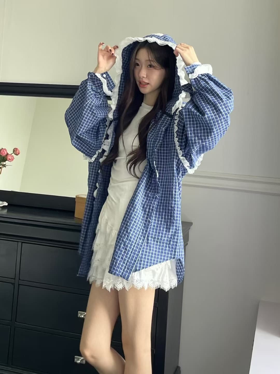 있음 밖으로 2026 봄 체크무늬 후드 긴팔 여성 셔츠 루즈핏 캐주얼 다용도 맨위 레이스 패치워크 상세 이미지 8
