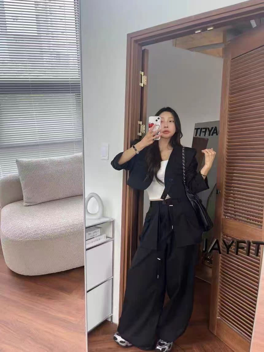 한국 행침 벨트 블레이저 여성 짧은 품격 다용도 펌프 로프 허리 수축 랩스커트팬츠 펌프 로프 조거 캐주얼 바지 세트 상세 이미지 3