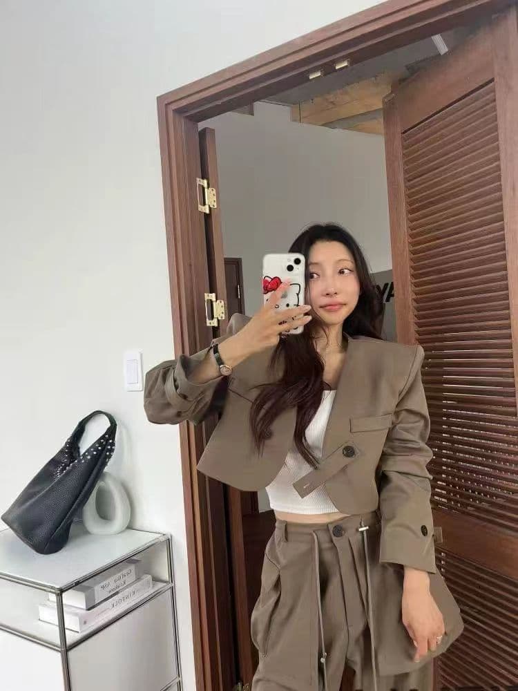 한국 행침 벨트 블레이저 여성 짧은 품격 다용도 펌프 로프 허리 수축 랩스커트팬츠 펌프 로프 조거 캐주얼 바지 세트 상세 이미지 6