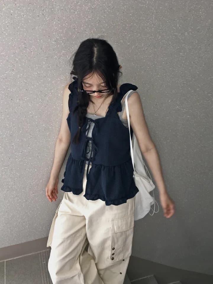 원본 한국 chic 프릴 체크무늬 쉬폰 블라우스 캐미솔 스트랩 홀로우 아웃 주름 패치워크 맨위 상세 이미지 6