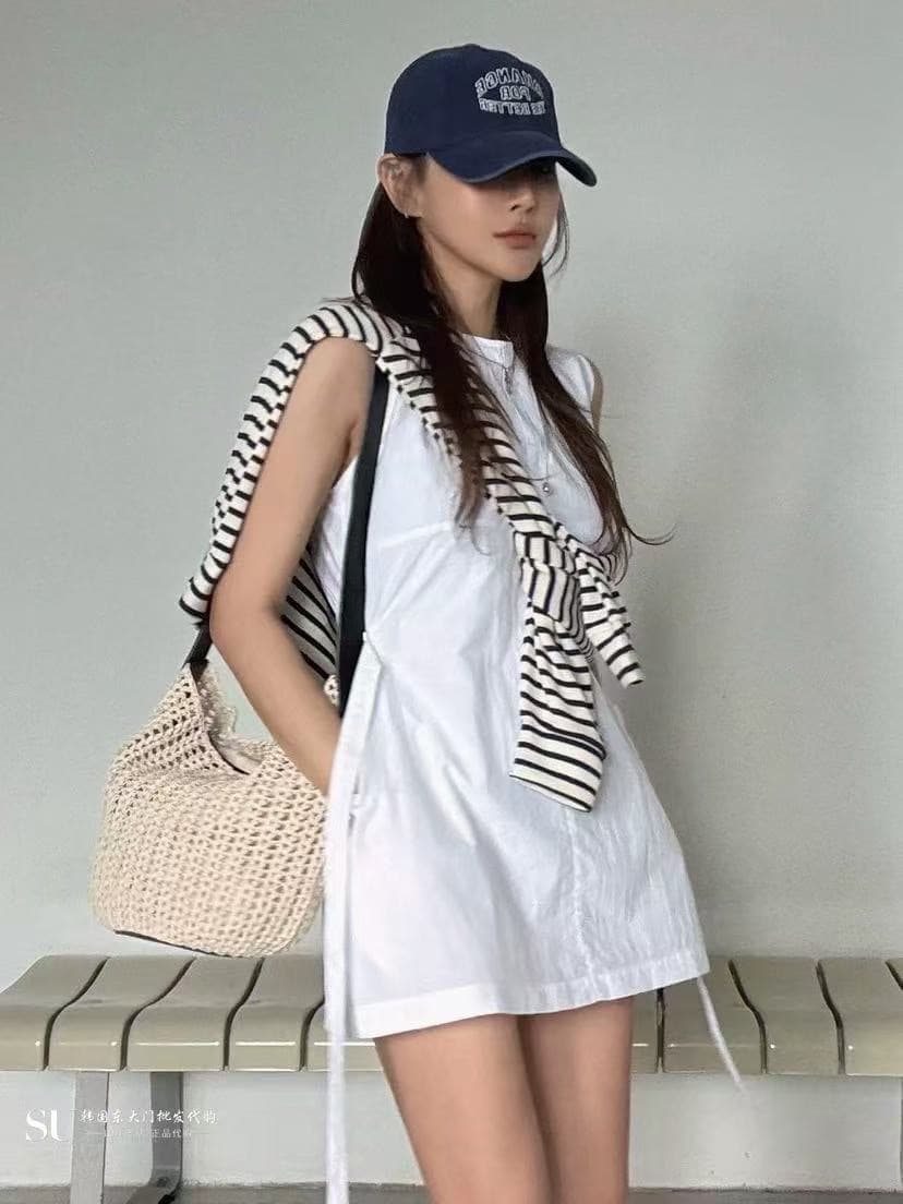 한 부서 새로운 민소매 조끼 스커트 여름 허리 수축 슬림해 보이는 한 마디 미니 스커트 단색 품격 드레스 상세 이미지 1