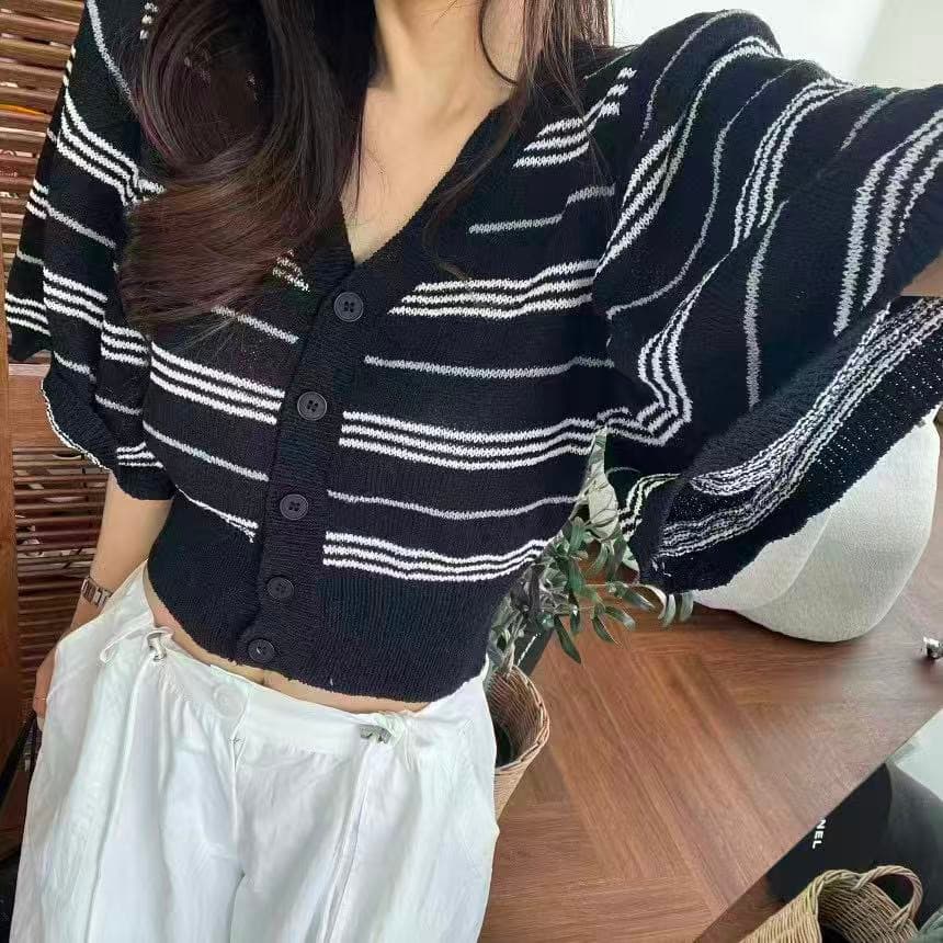 재고 있음 한국 동대문 패션 거품 소매 다용도 니트 오픈 가디건 V넥 풀오버 몸매 가꾸기 슬림해 보이는 맨위 여성 이미지 2