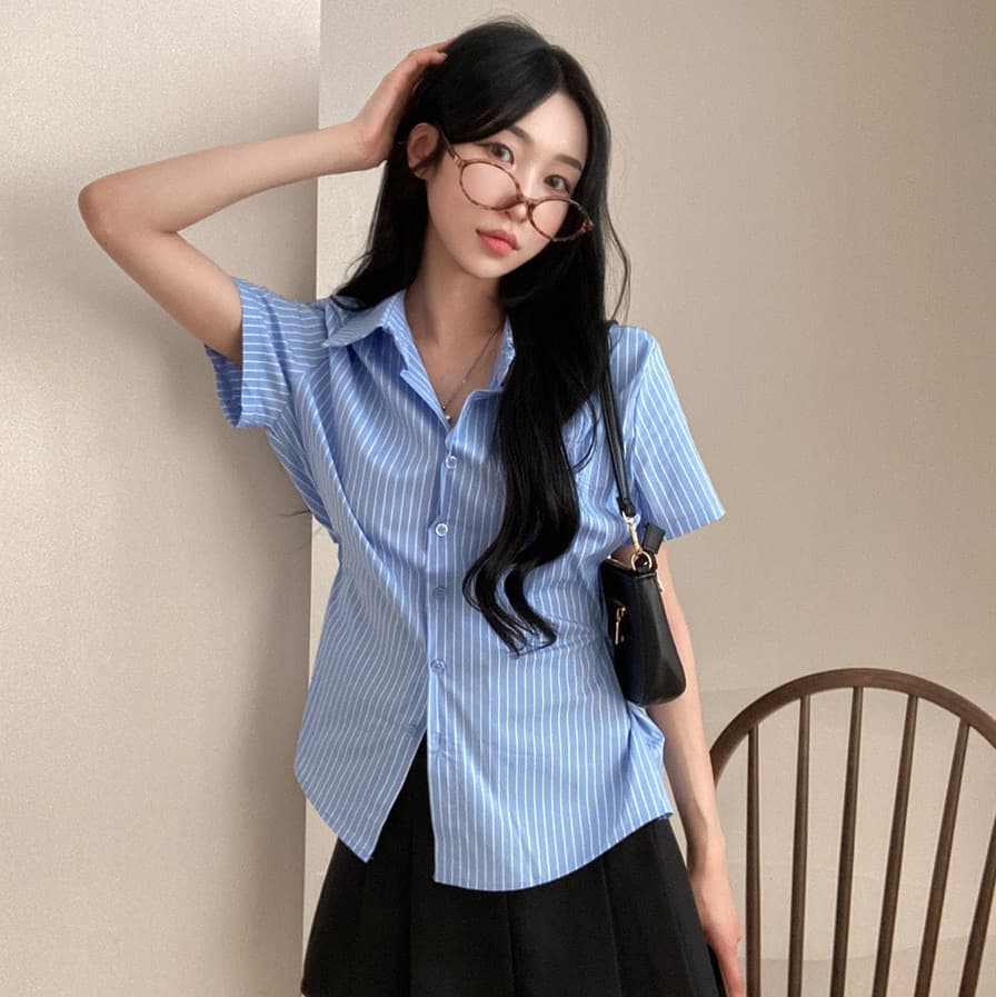 재고 있음 chic Chic 디자인 센스 작은 대중 스트라이프 단추 허리 수축 셔츠 맨위 슬림해 보이는 셔츠 상세 이미지 9