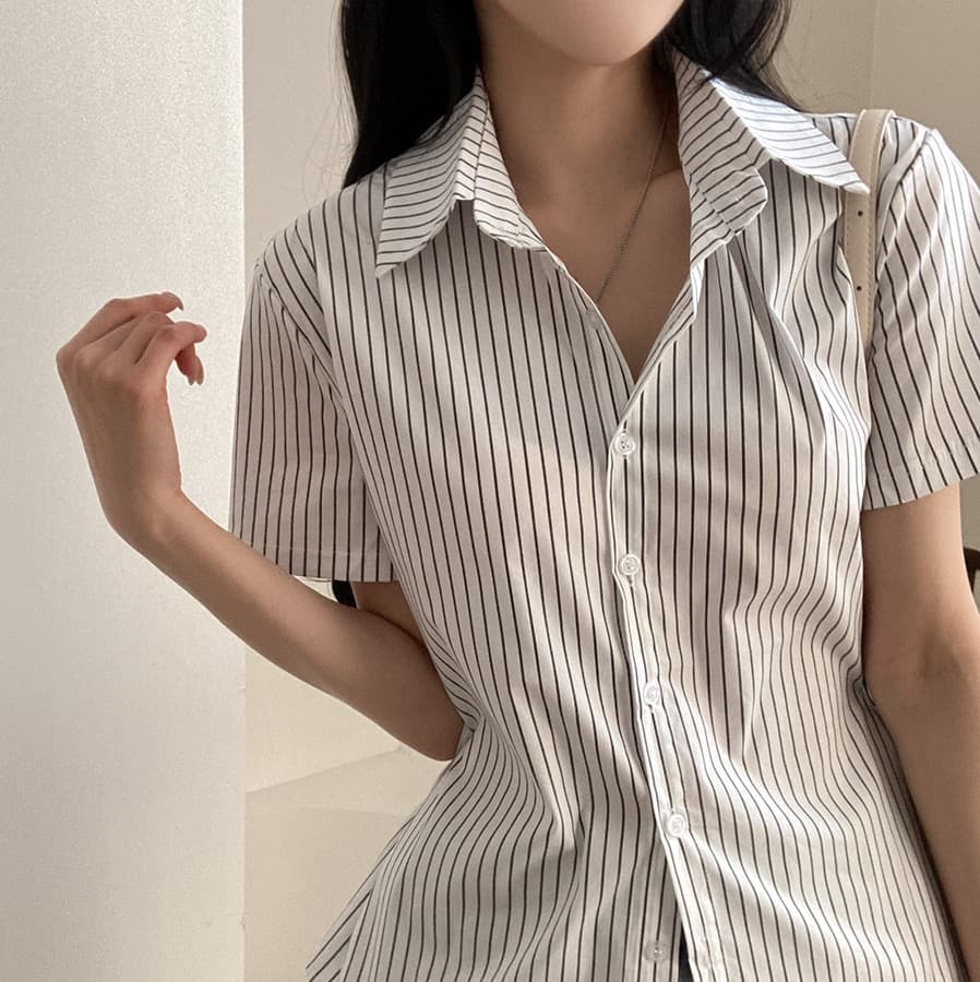 재고 있음 chic Chic 디자인 센스 작은 대중 스트라이프 단추 허리 수축 셔츠 맨위 슬림해 보이는 셔츠 상세 이미지 23