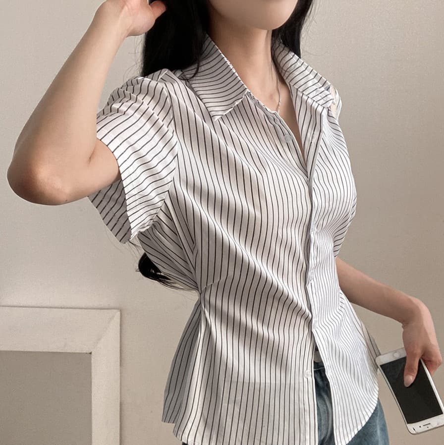 재고 있음 chic Chic 디자인 센스 작은 대중 스트라이프 단추 허리 수축 셔츠 맨위 슬림해 보이는 셔츠 상세 이미지 25