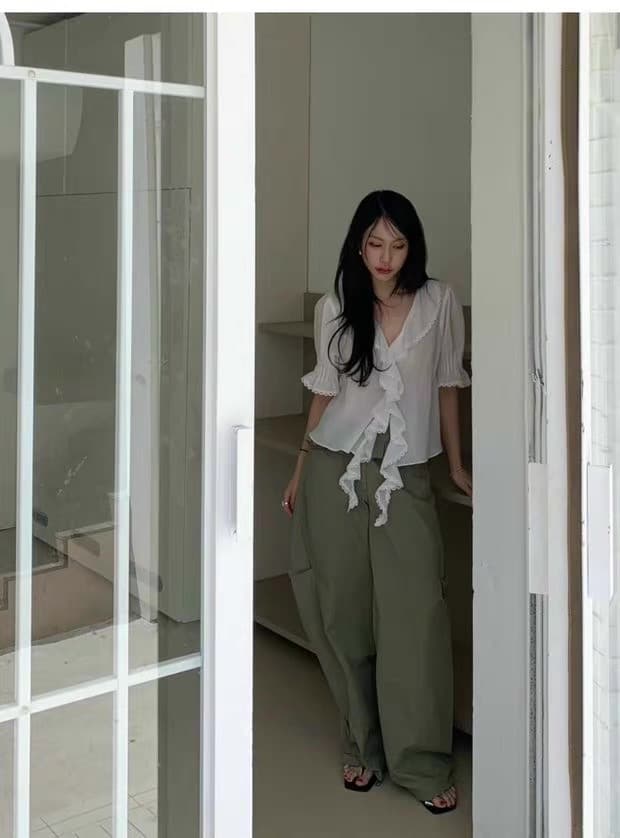 있음 창고 봄 여름 섹션 부드러운 다용도 폴로 칼라 프릴 셔츠 상세 이미지 6