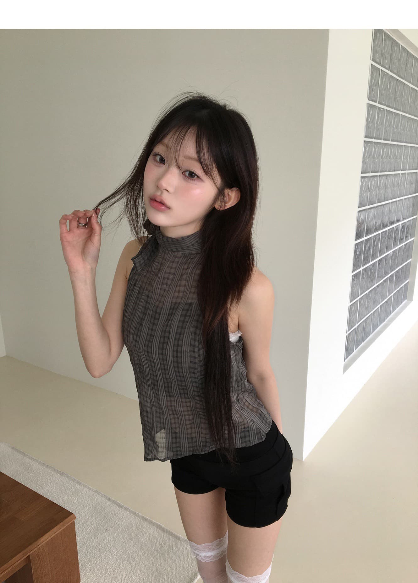 재고 있음 한국 ins 레트로 스탠드 칼라 행침 목 나비 매듭 스트랩 질감 센스 주름 체크무늬 민소매 셔츠 이미지 4