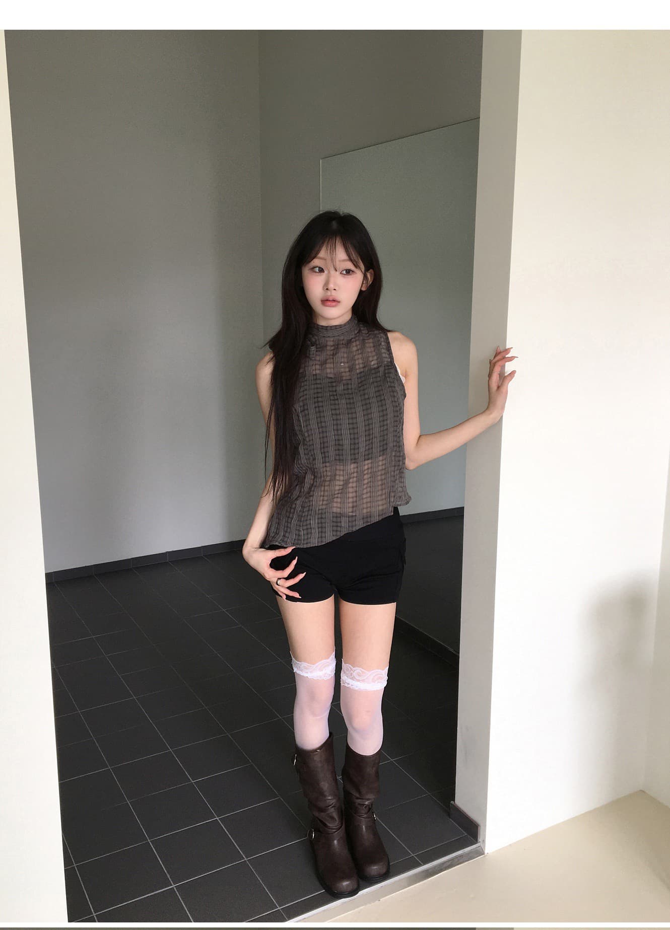 재고 있음 한국 ins 레트로 스탠드 칼라 행침 목 나비 매듭 스트랩 질감 센스 주름 체크무늬 민소매 셔츠 상세 이미지 10