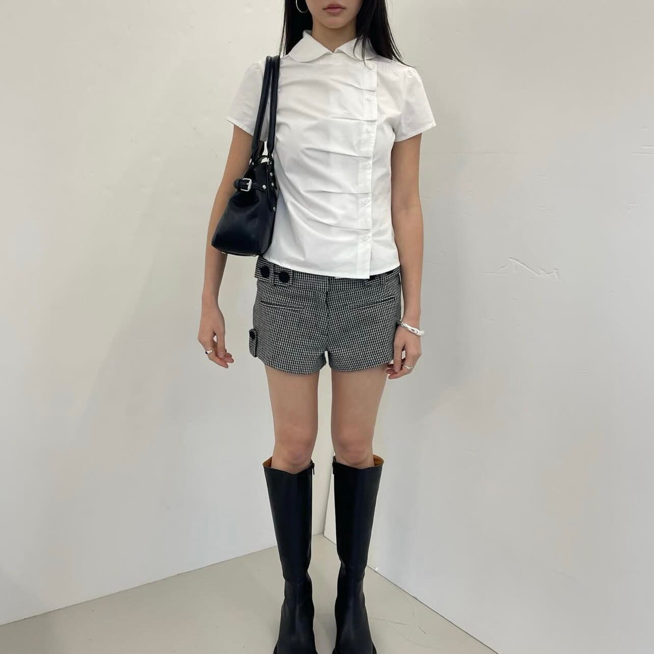 재고 있음 chic 여름 측면 단추 열기 아크 폴로 칼라 반팔 셔츠 2 색 상세 이미지 4