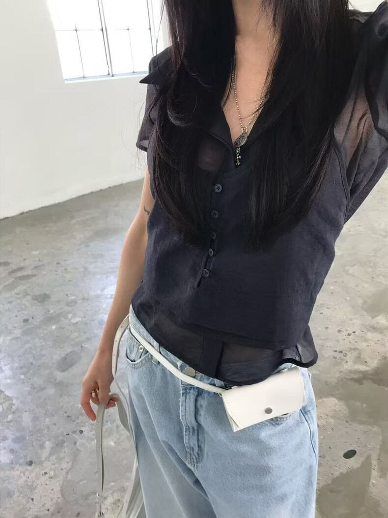 재고 있음 2026 여름 다용도 폴로 칼라 레이스업 행침 목 슬립 페이크 레이어드 반팔 셔츠 상세 이미지 10