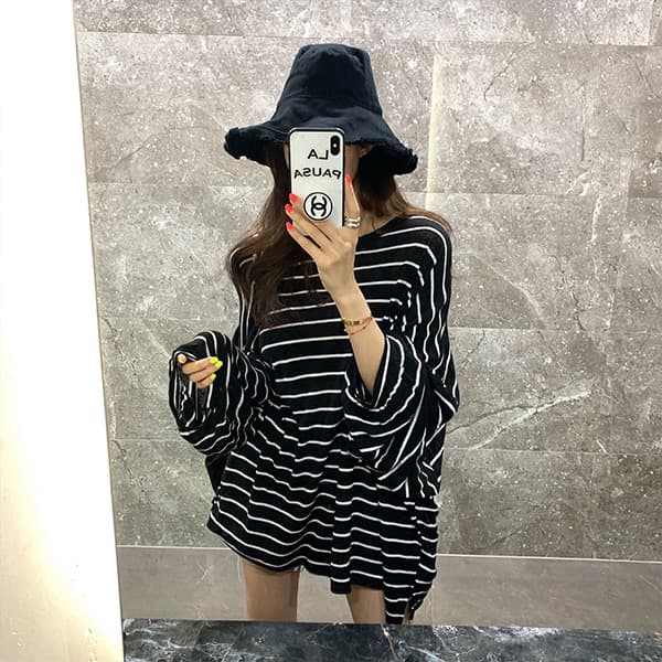 재고 있음 ins 인터넷 유명인 다용도 스트라이프 루즈핏 자외선 차단 느긋한 긴팔 티셔츠 상세 이미지 6