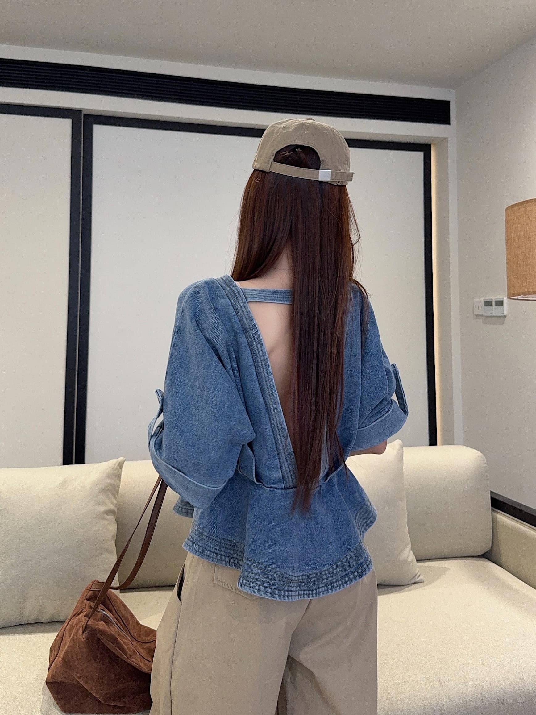 실사 정가 배색 나비 매듭 데님 여성 셔츠 프랑스식 품격 달콤한 매운맛 바람 허리 수축 백리스 슬림해 보이는 맨위 상세 이미지 6