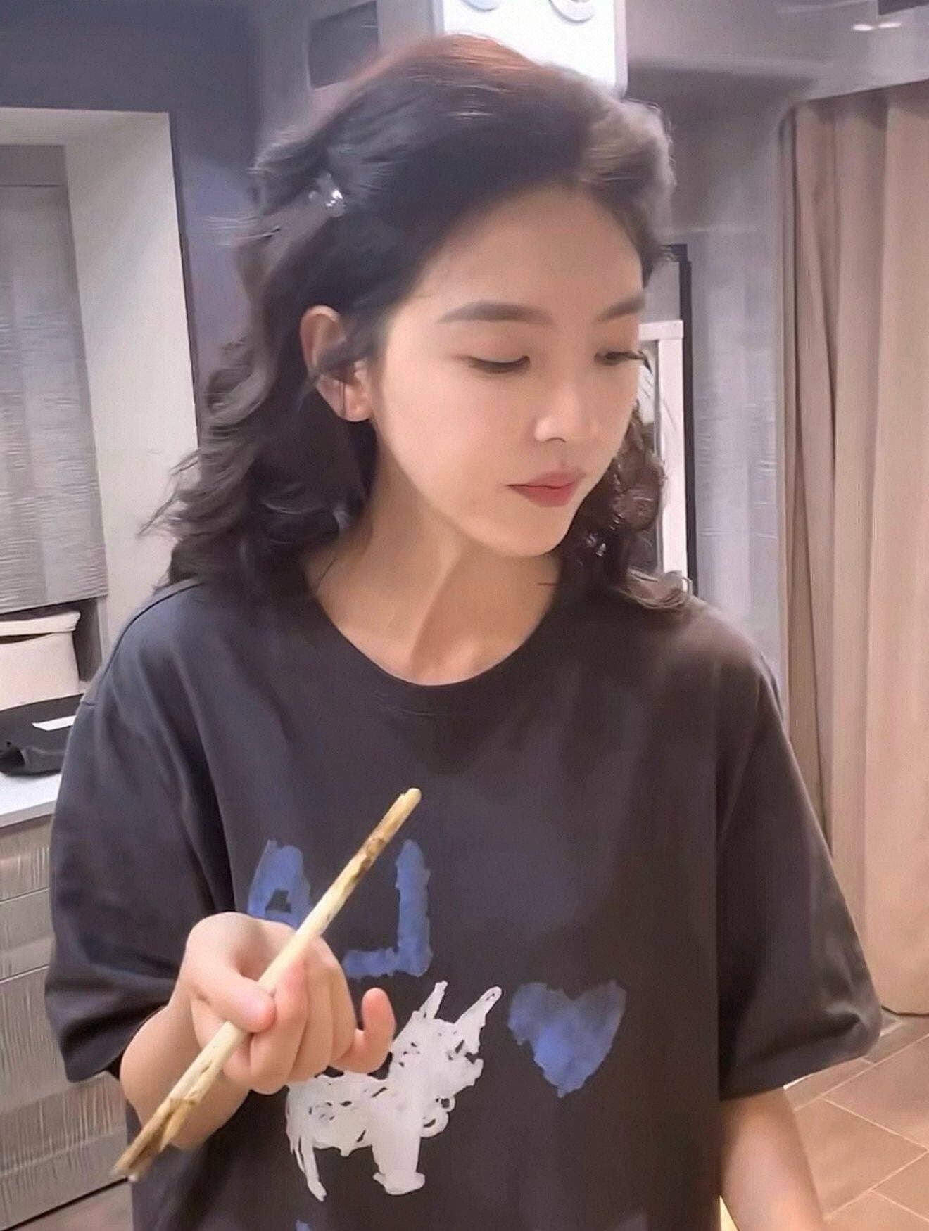 있음 선적 jennie 챕터 만약 난 같은 단락 귀여운 알파벳 강아지 프린트 반팔 티셔츠 상세 이미지 4
